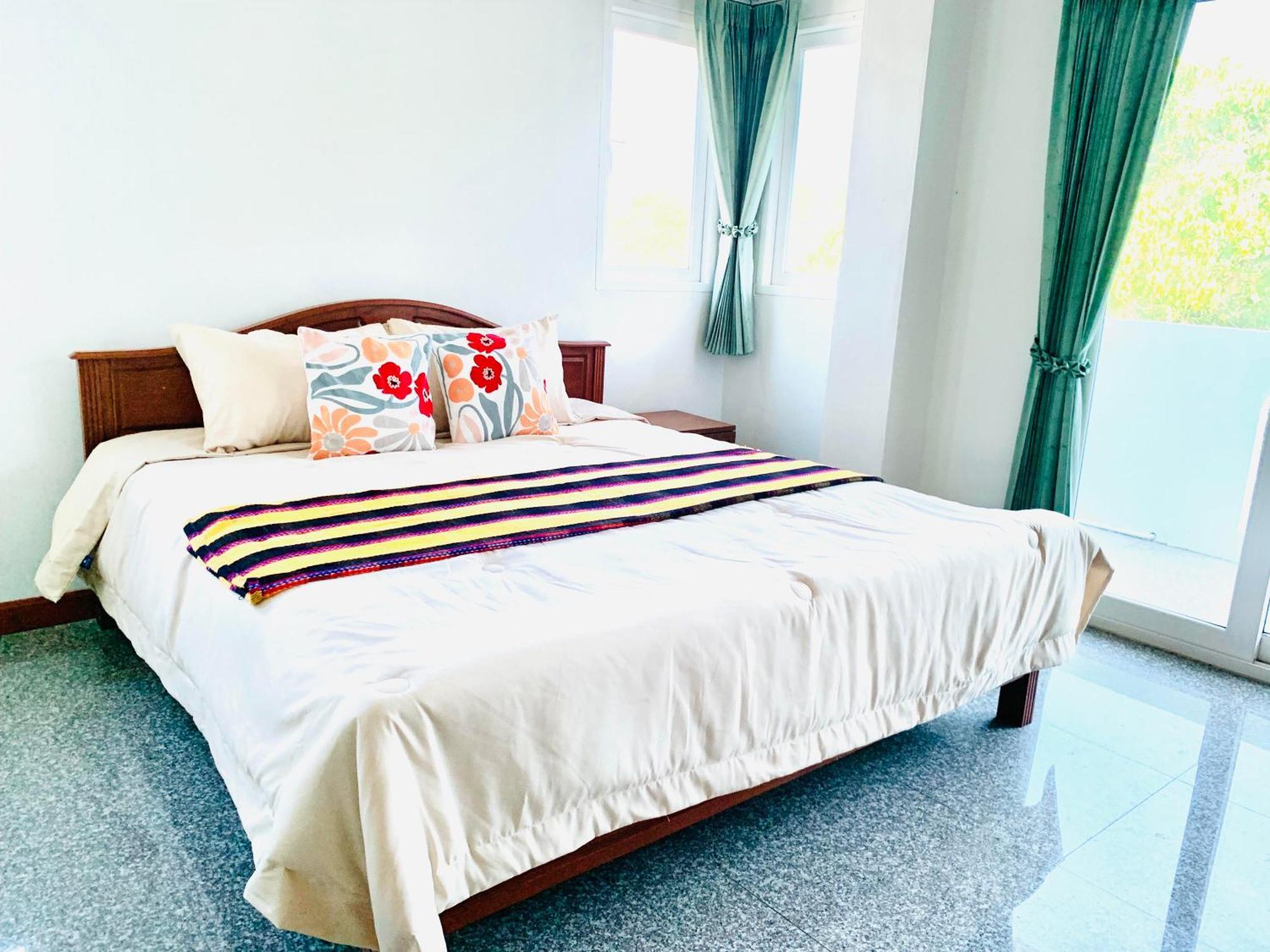 Aparthotel Siray House Phuket Zewnętrze zdjęcie