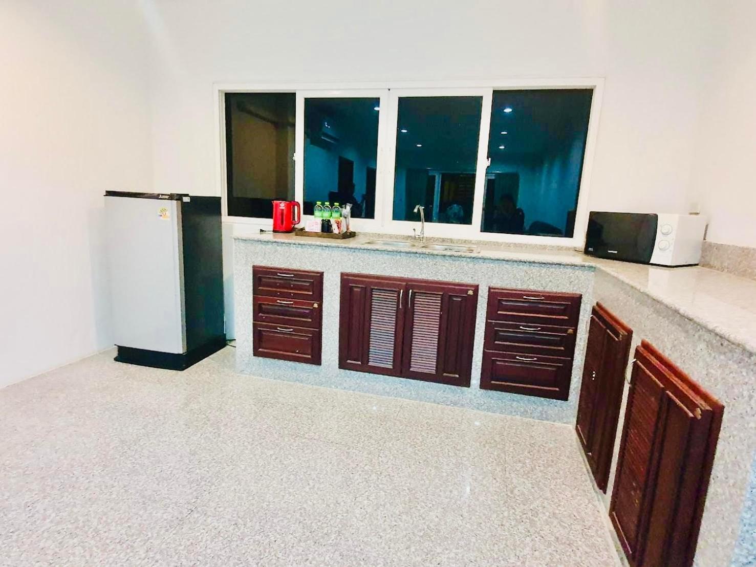 Aparthotel Siray House Phuket Zewnętrze zdjęcie